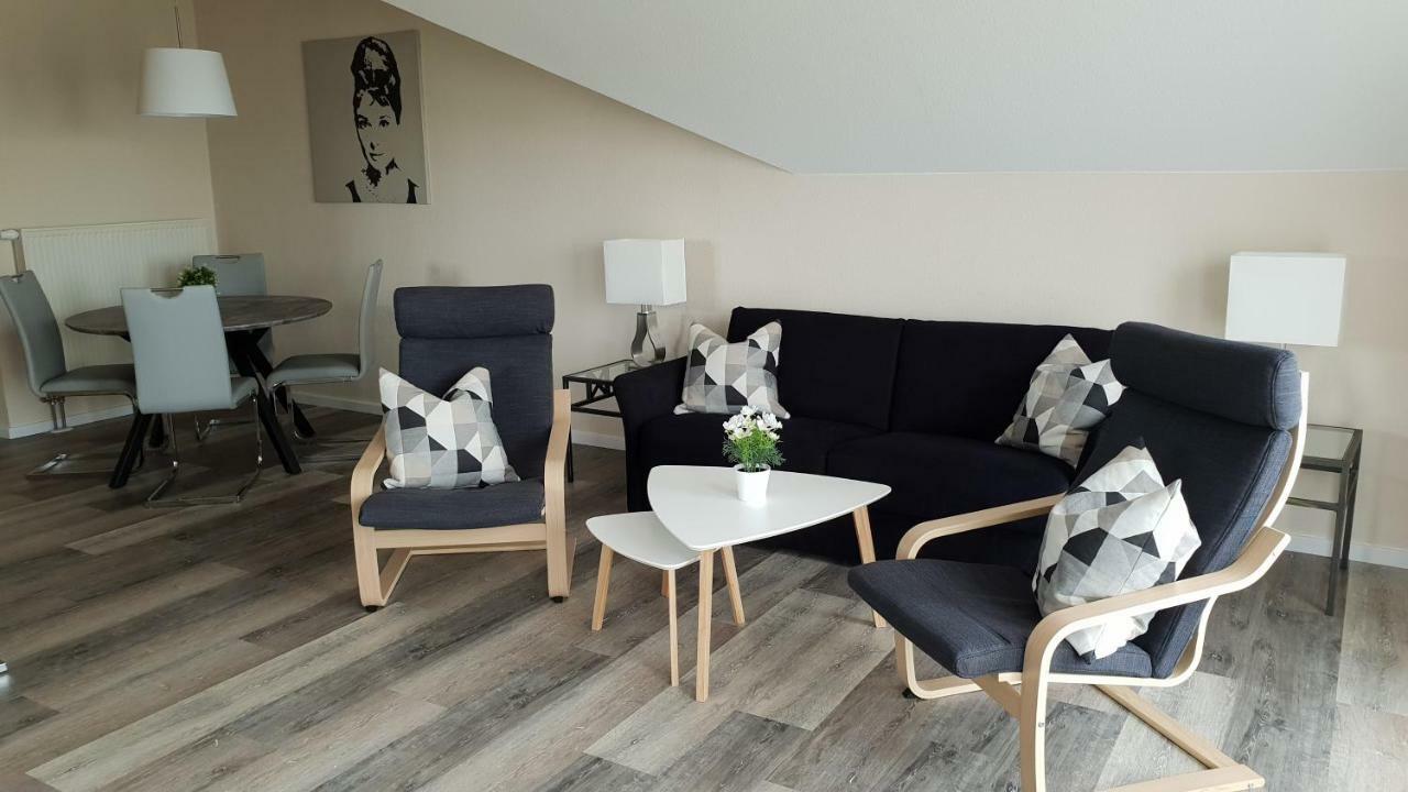 Ferienapartment Wiese & Meer Auf Ruegen Neddesitz Esterno foto