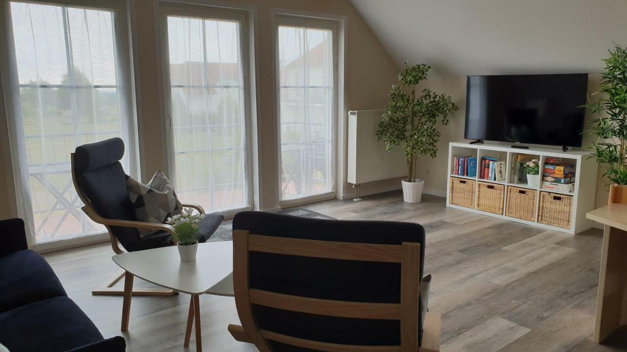 Ferienapartment Wiese & Meer Auf Ruegen Neddesitz Esterno foto