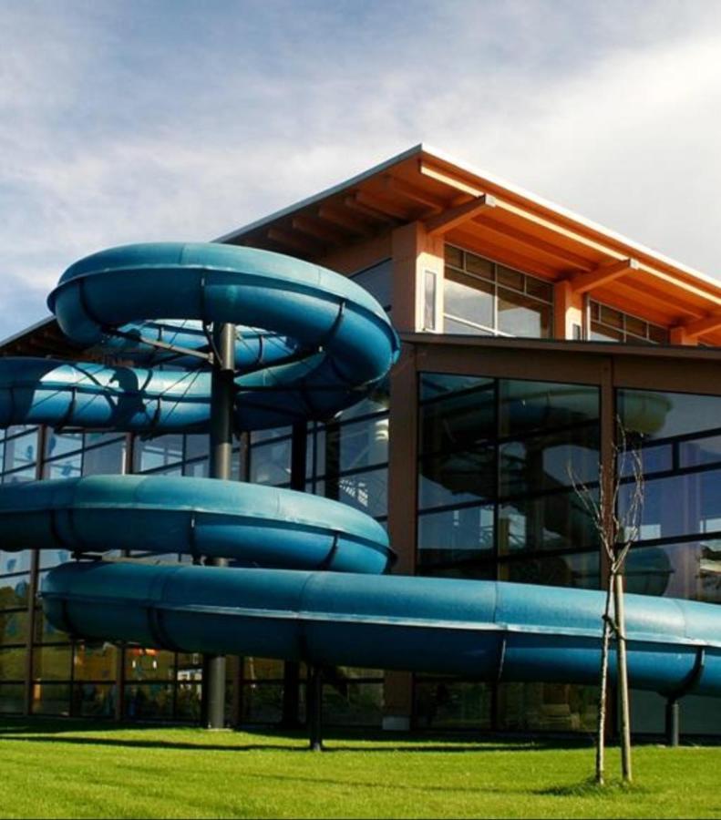 Ferienapartment Wiese & Meer Auf Ruegen Neddesitz Esterno foto
